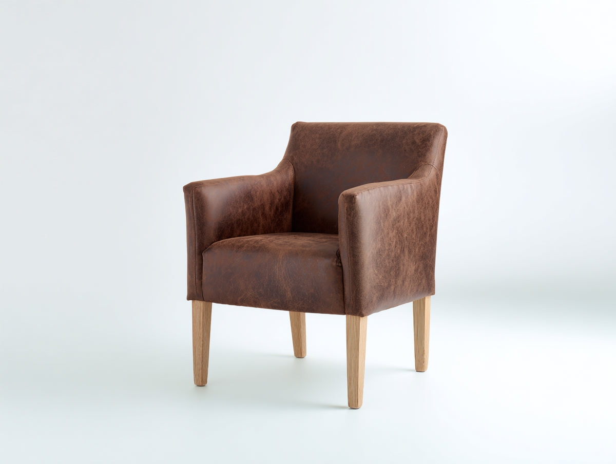 Sillones tapizados 82x76x78 cm - efecto piel marrón - patas de madera clara